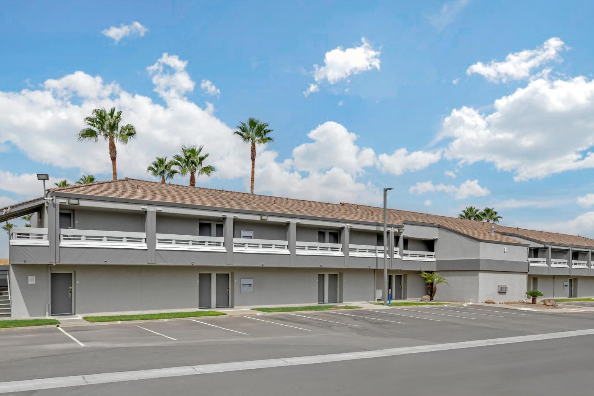 Quality Inn Kettleman City Near Hwy 41 Екстериор снимка