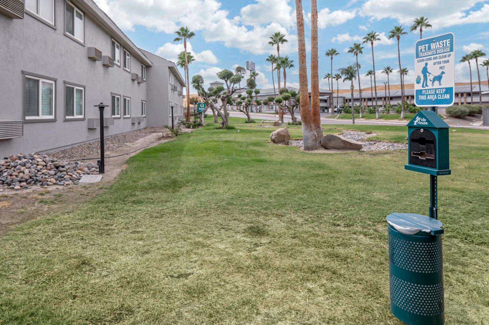 Quality Inn Kettleman City Near Hwy 41 Екстериор снимка