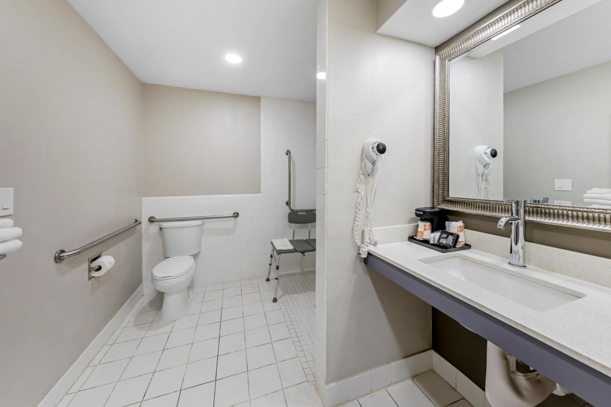 Quality Inn Kettleman City Near Hwy 41 Екстериор снимка