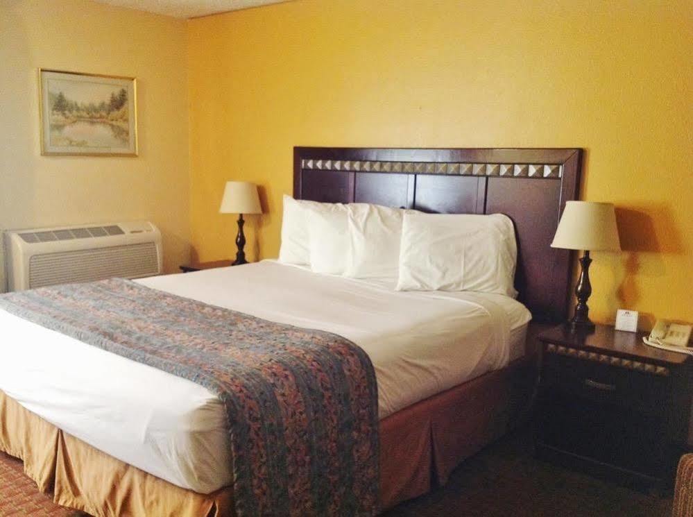 Quality Inn Kettleman City Near Hwy 41 Екстериор снимка